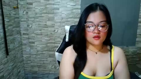 Snapshot of laurine_sexy21 chatting on September 2025 01:55:01 PM laurine_sexy21 online show from September 2025 01:55:01 PM