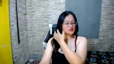Snapshot of laurine_sexy21 chatting on September 2025 01:37:02 PM laurine_sexy21 online show from September 2025 01:37:02 PM