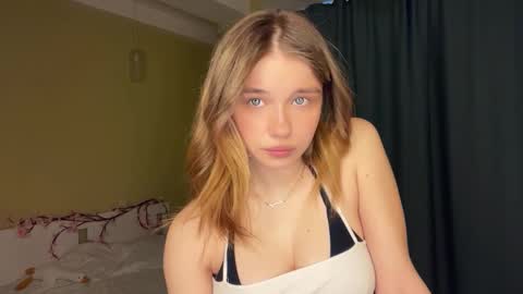 Bella online show from March 2026 11:06:01 AM