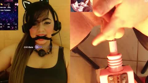 lauriss_ online show from January 2026 05:04:02 PM