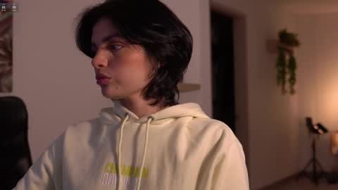 laurita_4 online show from March 2026 01:28:02 PM