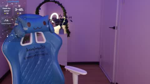 Diana online show from December 2025 08:42:02 AM