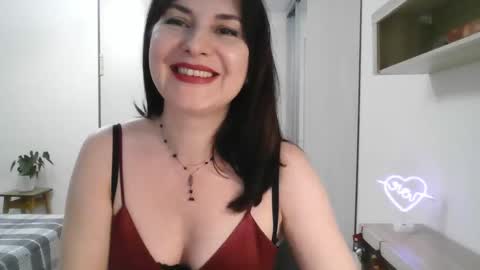 Snapshot of lavender_victoria chatting on January 2025 06:49:02 PM Diana online show from January 2025 06:49:02 PM