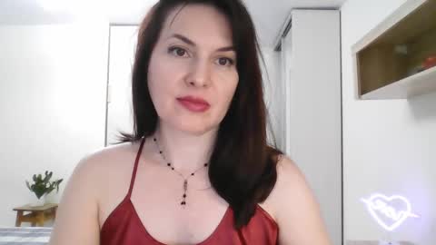 Snapshot of lavender_victoria chatting on February 2025 01:04:02 AM Diana online show from February 2025 01:04:02 AM