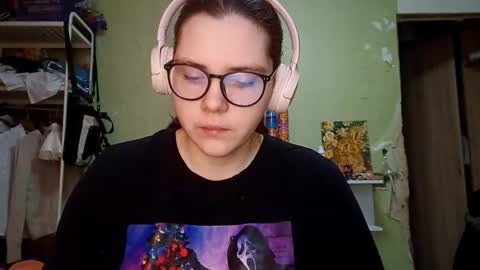 Adeline online show from March 2026 07:15:01 AM