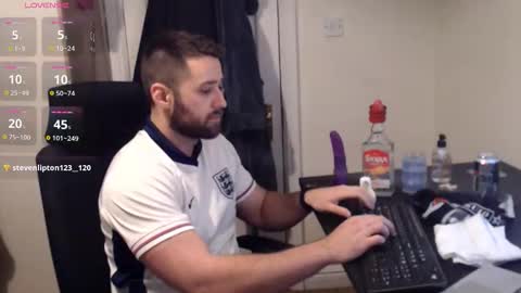 lawyerstud online show from October 2025 06:16:02 PM