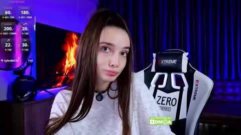 Anna online show from October 2025 02:06:01 AM