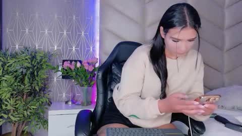 Snapshot of layadoll chatting on February 2026 01:46:01 AM laya online show from February 2026 01:46:01 AM