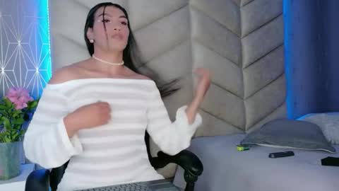 Snapshot of layadoll chatting on February 2026 12:12:01 AM laya online show from February 2026 12:12:01 AM