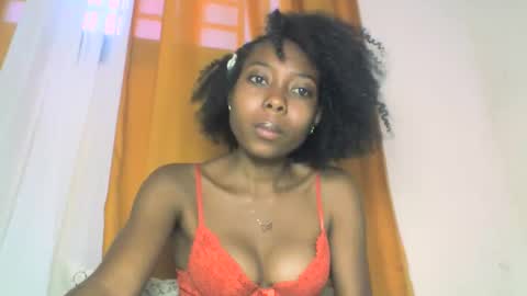 layannek online show from October 2025 12:04:01 PM