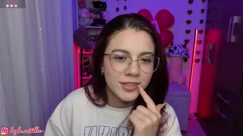 Layla online show from February 2026 10:29:01 PM