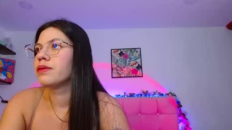 Lia and Rachel online show from January 2026 12:57:01 AM