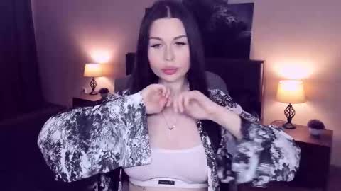 laylagreat online show from December 2025 05:21:02 PM