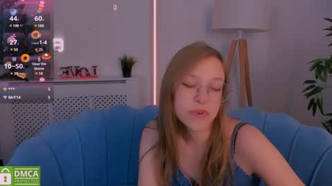 layriantavee online show from January 2025 09:59:02 AM