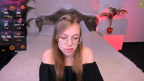 layriantavee online show from January 2025 07:15:02 AM