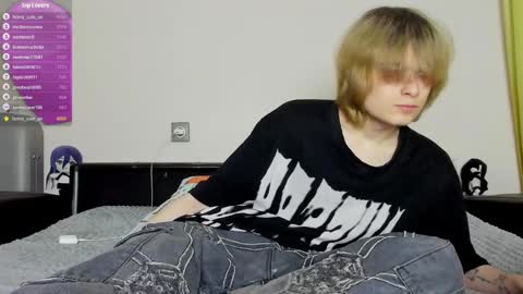 Alex online show from March 2025 03:15:02 PM