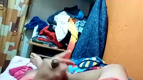 Snapshot of lazyebone chatting on October 2025 05:05:02 AM lazyebone online show from October 2025 05:05:02 AM