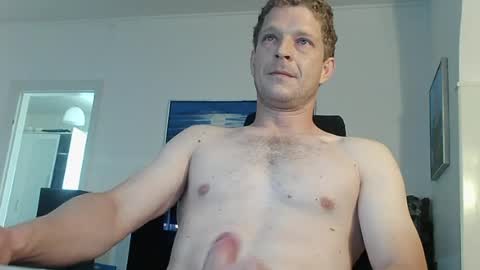 Snapshot of lboogie4242 chatting on July 2026 07:04:02 AM lboogie4242 online show from July 2026 07:04:02 AM