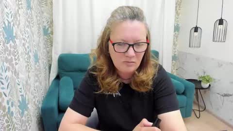 Lea online show from April 2026 05:32:01 AM