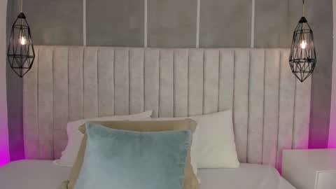    online show from March 2026 06:09:02 PM