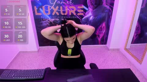 Leah online show from February 2025 02:04:02 PM