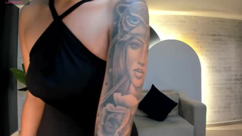 Snapshot of leahnovac chatting on September 2025 11:04:01 AM leahnovac online show from September 2025 11:04:01 AM