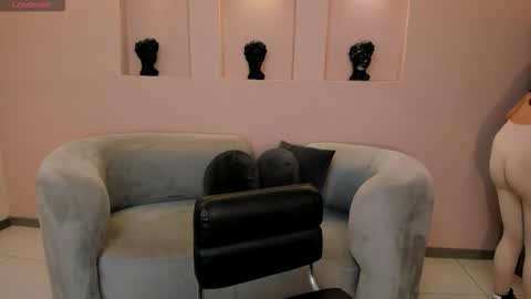 Snapshot of leahnovac chatting on October 2025 11:14:02 AM leahnovac online show from October 2025 11:14:02 AM