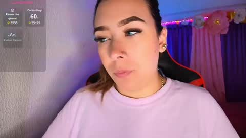 Snapshot of leahtemptation chatting on February 2025 09:37:01 AM leah online show from February 2025 09:37:01 AM