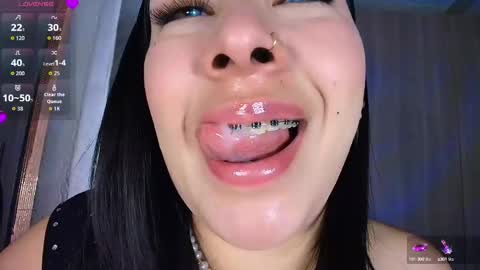 Snapshot of leahtemptation chatting on September 2025 10:17:01 AM leah online show from September 2025 10:17:01 AM