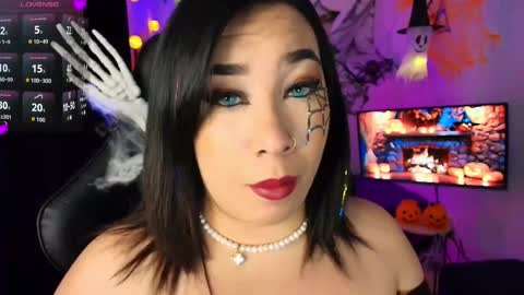 Snapshot of leahtemptation chatting on October 2025 07:03:02 AM leah online show from October 2025 07:03:02 AM