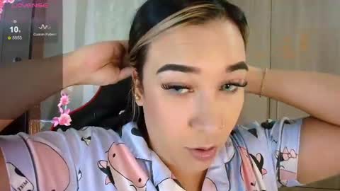 leah online show from June 2026 12:03:02 AM