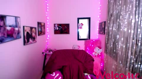Leandra online show from January 2025 12:26:01 PM