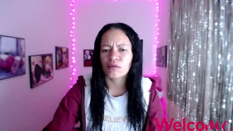 Leandra online show from February 2025 12:28:01 PM