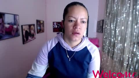 Leandra online show from February 2025 12:13:02 PM