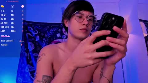 leaneseb online show from March 2025 05:35:02 PM