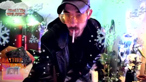 leatherdude69 online show from December 2024 09:51:01 AM