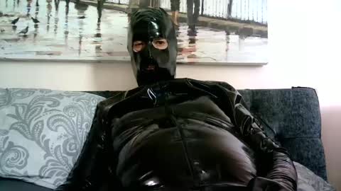 Snapshot of leathertease chatting on January 2025 11:05:02 AM master or sir online show from January 2025 11:05:02 AM