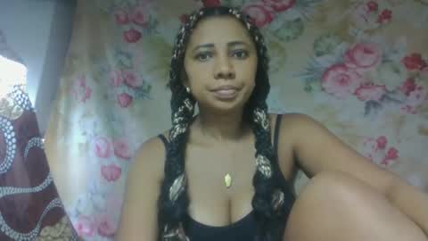 leatiana online show from April 2026 09:48:01 PM