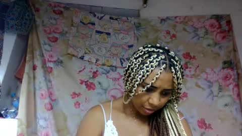leatianaa online show from May 2026 01:34:01 AM