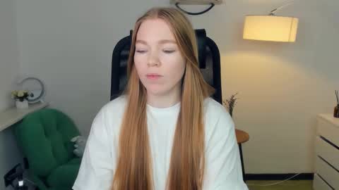 Lilly online show from November 2025 09:36:01 PM