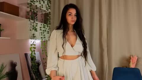 Jasmine online show from February 2026 04:27:02 PM