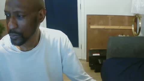 Ebony DeafGuy online show from May 2026 07:05:02 AM