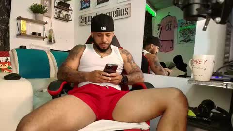 leenar_key online show from November 2025 12:42:02 PM