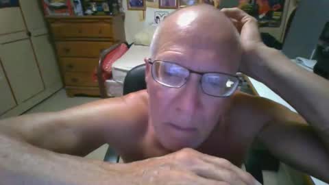 leezamm1132 online show from May 2026 05:13:02 AM