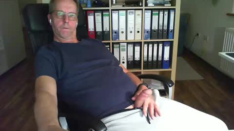 Dave online show from September 2025 09:15:01 PM