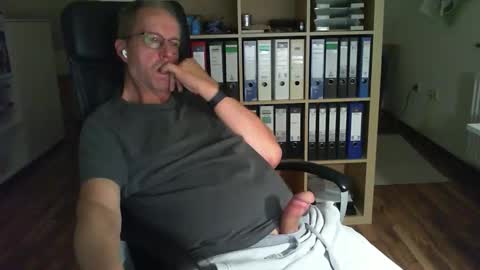 Dave online show from September 2025 09:51:01 PM