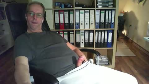 Dave online show from January 2026 01:51:01 AM