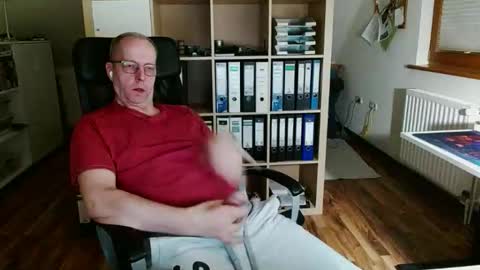 Dave online show from April 2026 09:57:02 PM