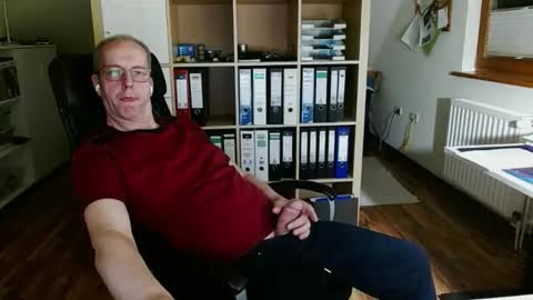 Dave online show from April 2026 10:13:02 PM