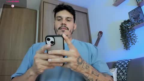 Alejandro online show from June 2026 08:18:01 PM